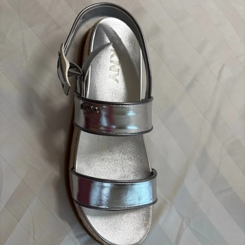 DKNY Bernae Womens Slingback Sandals Silver Espadrille Platform Size 9 M
